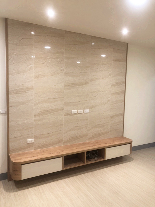 昏暗客廳廚房翻新後媲美新成屋