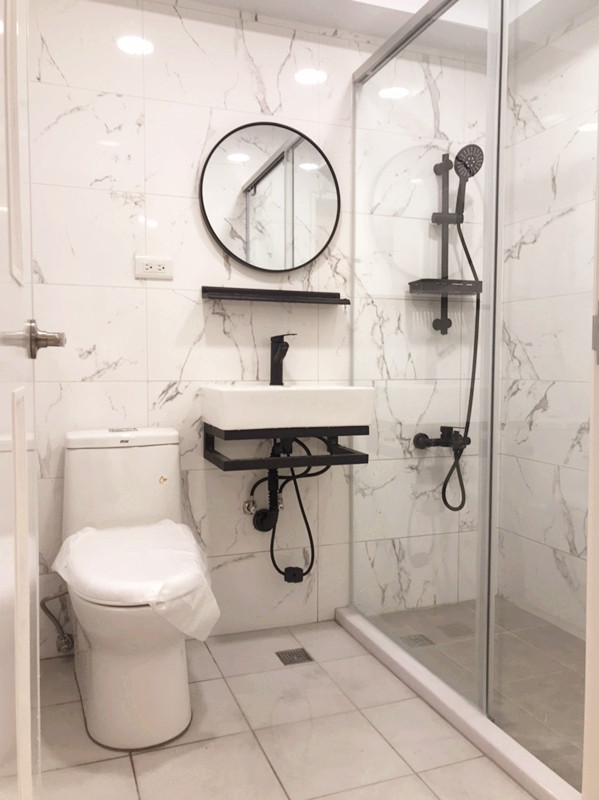 舊大樓微整理廁所變時髦